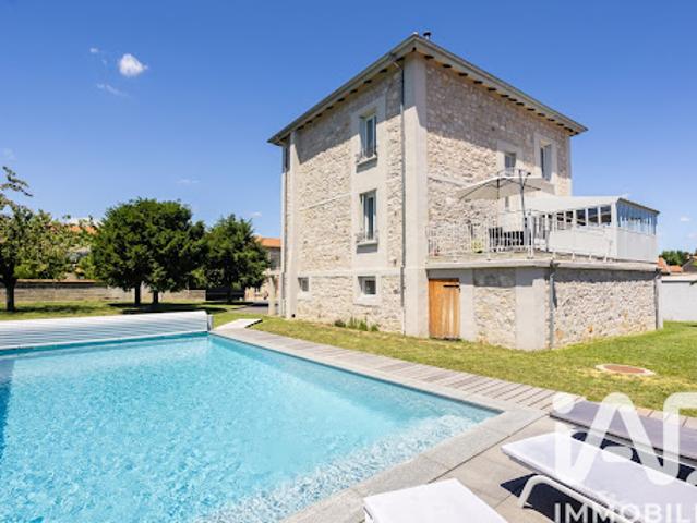 Vente Maison 5 pièces 145 m2 Saint Marcellin en Forez