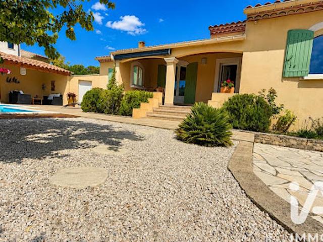 Vente Maison 5 pièces 145 m2 Saint Saturnin lès Avignon