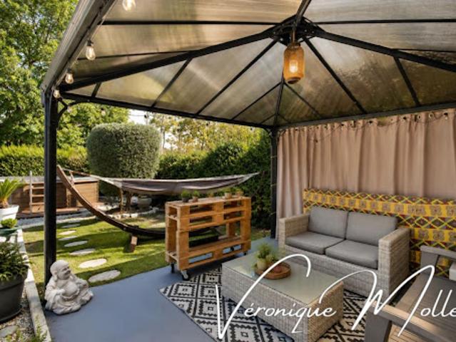Vente Maison 5 pièces 145 m2 Sainte Eulalie