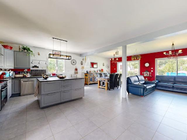 Vente Maison 5 pièces 145.99 m2 Gournay en Bray