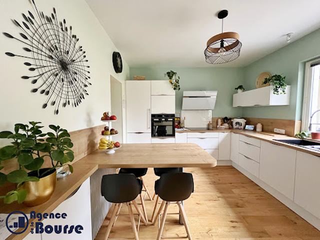 Vente Maison 5 pièces 146 m2 Montivilliers