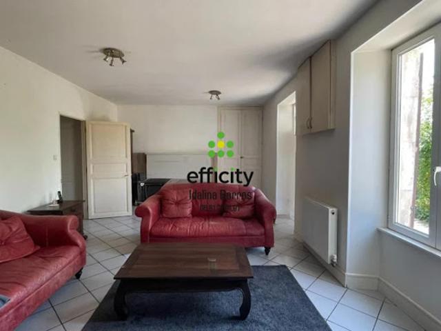 Vente Maison 5 pièces 146 m2 Aigre