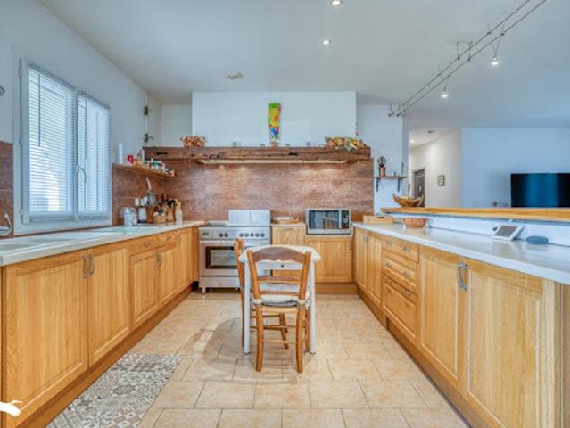 Vente Maison 5 pièces 146 m2 Armillac