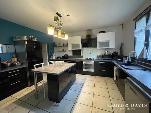 Vente Maison 5 pièces 146 m2 Fromentieres