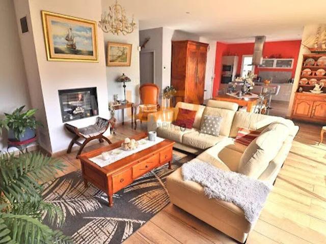 Vente Maison 5 pièces 146 m2 Le Luc