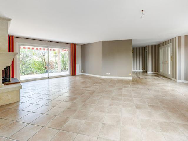 Vente Maison 5 pièces 146 m2 Léognan