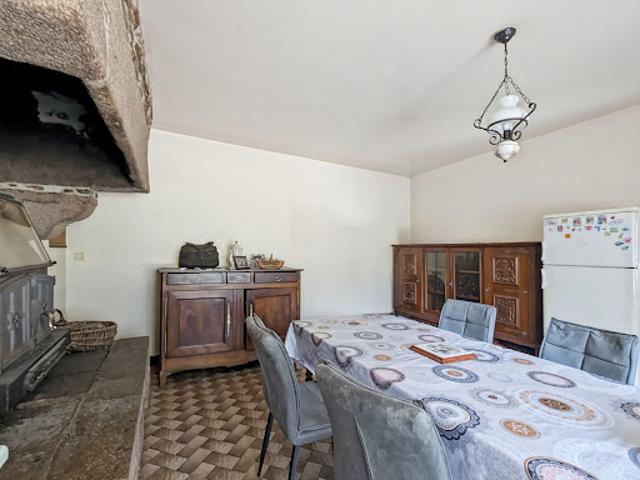 Vente Maison 5 pièces 146.3 m2 Bazouges la Pérouse
