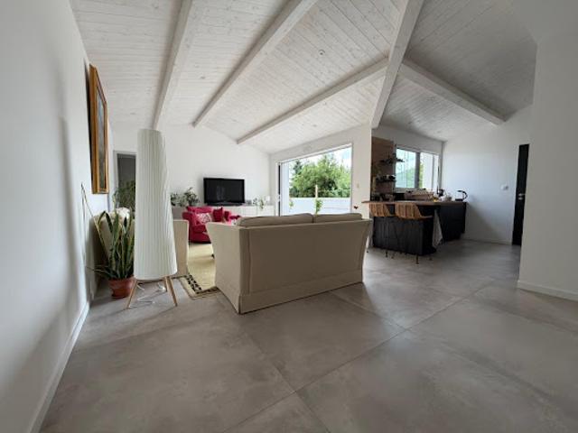 Vente Maison 5 pièces 146.55 m2 La Rochelle