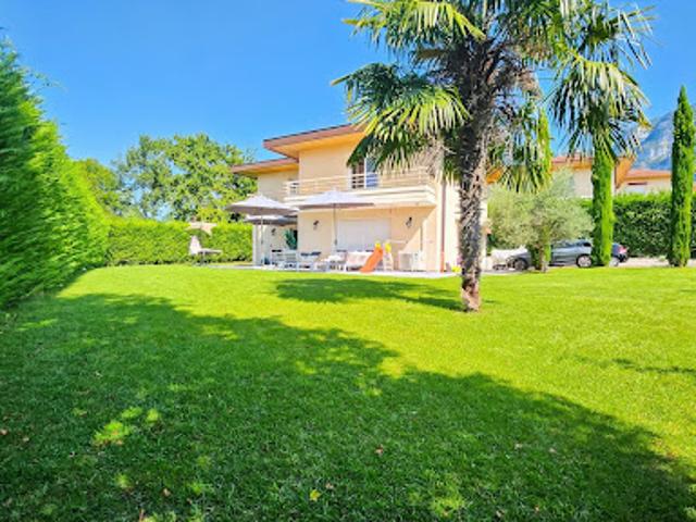 Vente Maison 5 pièces 147 m2 Collonges sous Salève