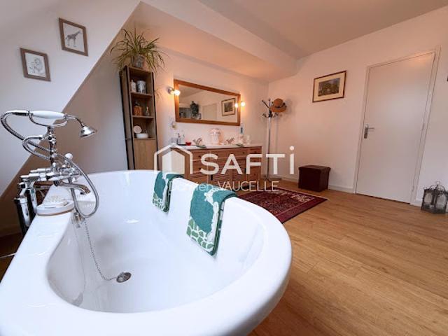 Vente Maison 5 pièces 147 m2 Saint Aubin Fosse Louvain
