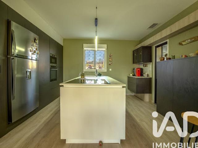 Vente Maison 5 pièces 147 m2 Villeneuve de Rivière