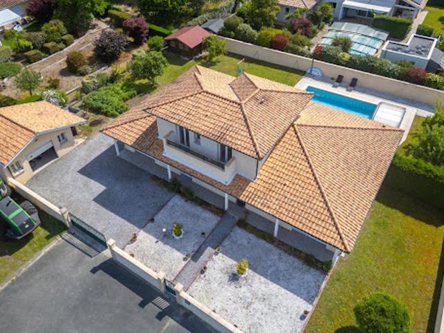 Vente Maison 5 pièces 147 m2 Ychoux