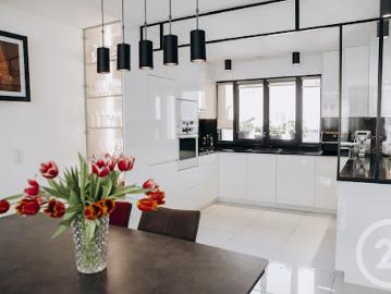 Vente Maison 5 pièces 147.02 m2 Houilles
