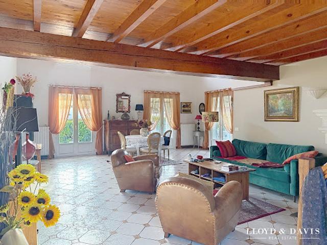 Vente Maison 5 pièces 148 m2 Meschers sur Gironde