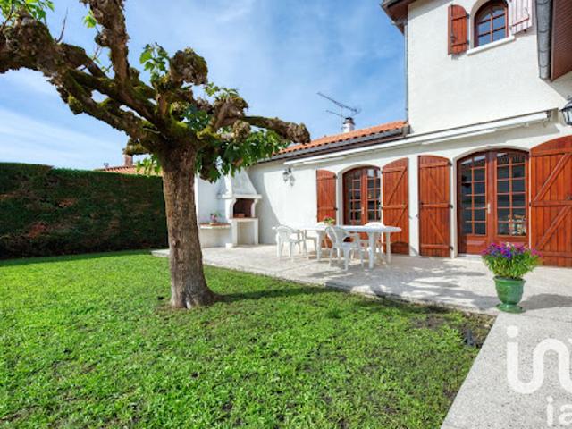 Vente Maison 5 pièces 148 m2 Merignac