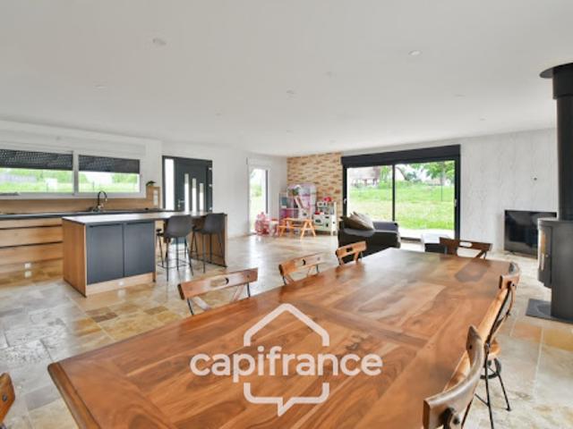 Vente Maison 5 pièces 148 m2 Bletterans