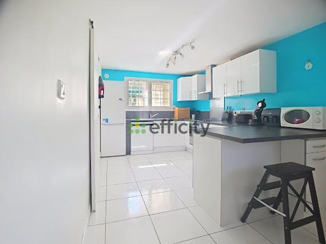 Vente Maison 5 pièces 148 m2 Genilac