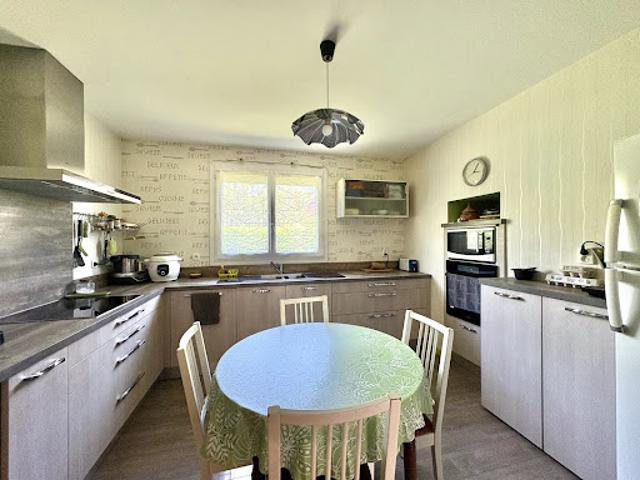 Vente Maison 5 pièces 148 m2 La Salvetat Saint Gilles