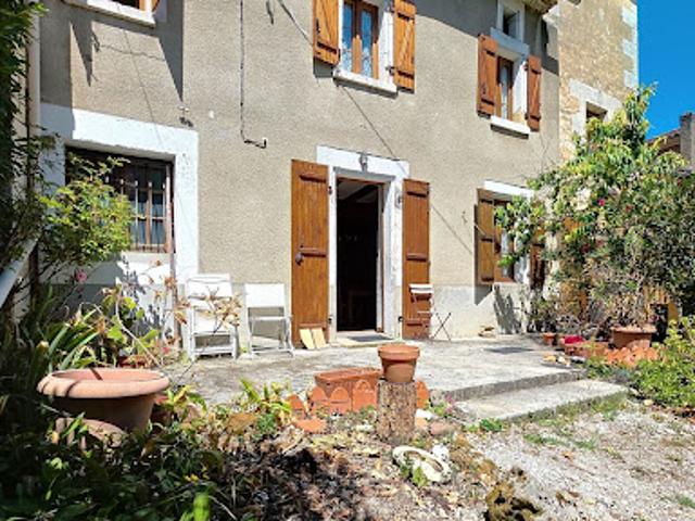 Vente Maison 5 pièces 148 m2 Ruelle sur Touvre