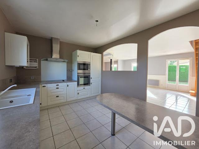 Vente Maison 5 pièces 148 m2 Saint Ebremond de Bonfossé