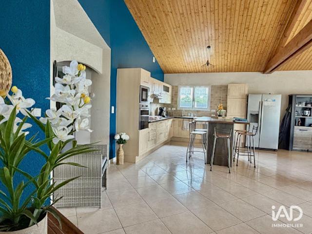 Vente Maison 5 pièces 148 m2 Vieillevigne