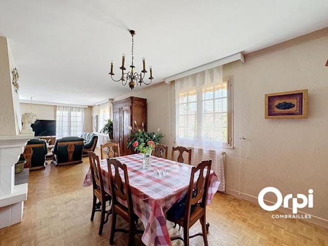 Vente Maison 5 pièces 149 m2 Commentry