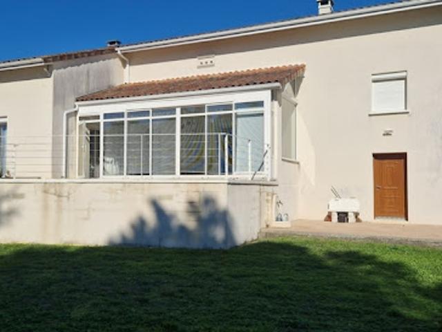 Vente Maison 5 pièces 149 m2 Fouquebrune