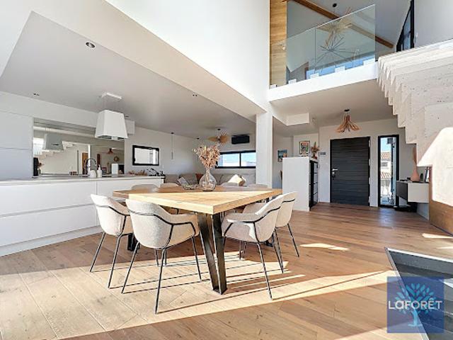 Vente Maison 5 pièces 149 m2 Sainte Foy d'Aigrefeuille