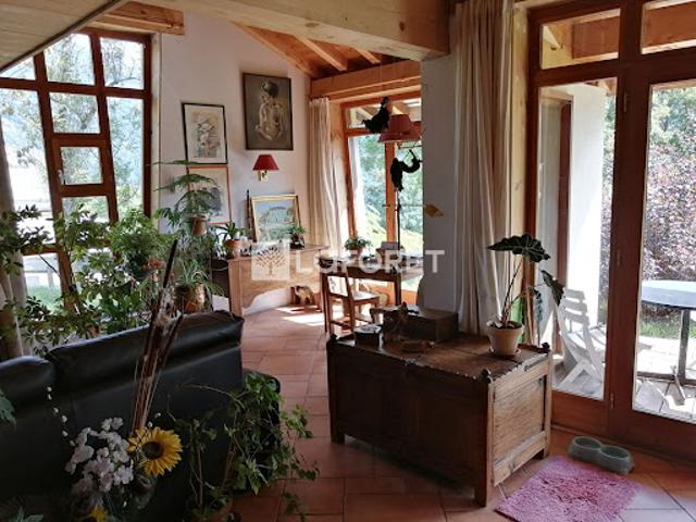 Vente Maison 5 pièces 149.74 m2 Les Chapelles