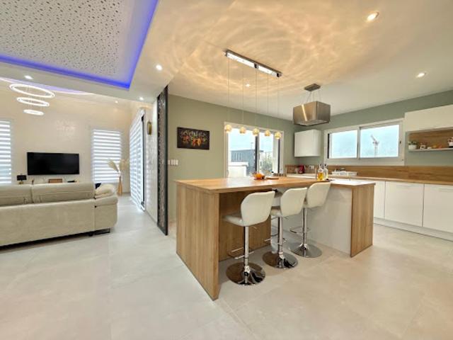 Vente Maison 5 pièces 149.8 m2 Perrigny lès Dijon