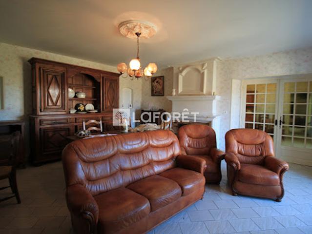 Vente Maison 5 pièces 140 m2 Mareuil
