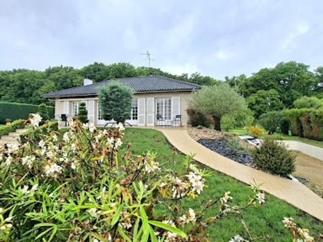 Vente Maison 5 pièces 140 m2 Montagnat