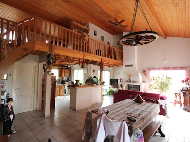 Vente Maison 5 pièces 145 m2 Aiffres