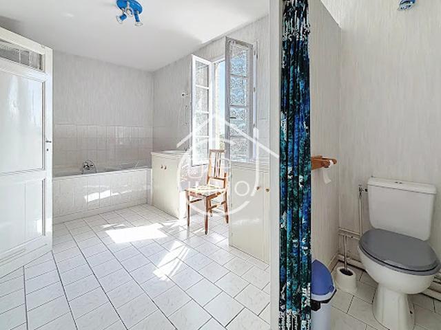 Vente Maison 5 pièces 140 m2 Castillon la Bataille