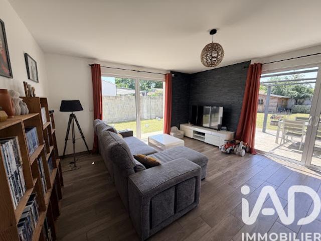 Vente Maison 5 pièces 140 m2 Corme Ecluse