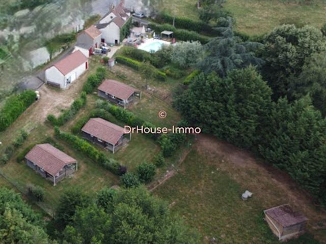 Vente Maison 5 pièces 140 m2 Echassières