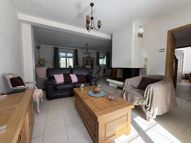 Vente Maison 5 pièces 140 m2 Estrées Saint Denis