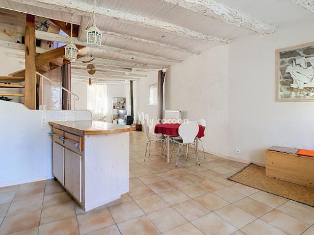 Vente Maison 5 pièces 140 m2 Jujurieux