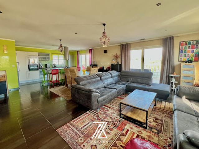 Vente Maison 5 pièces 140 m2 Juvignac