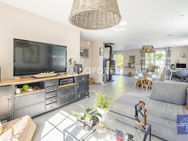 Vente Maison 5 pièces 140 m2 Les Pavillons sous Bois