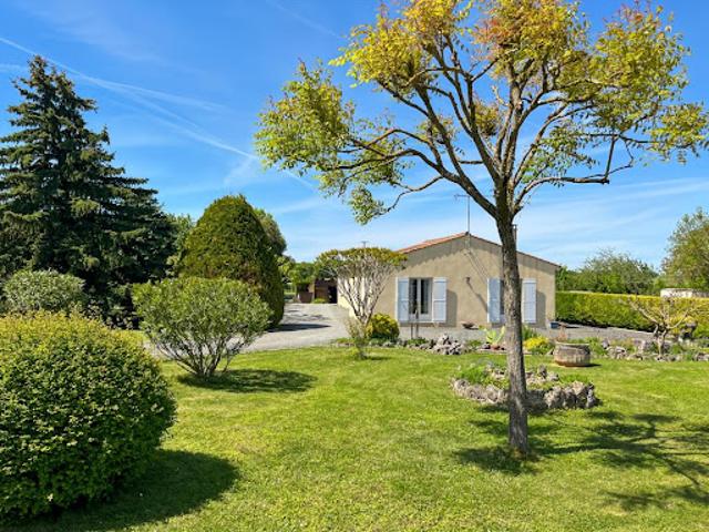 Vente Maison 5 pièces 140 m2 Louzignac