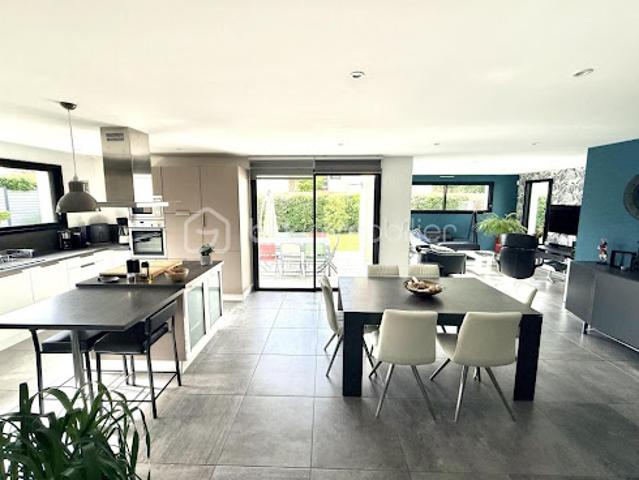Vente Maison 5 pièces 140 m2 Saint gregoire