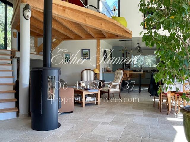 Vente Maison 5 pièces 140 m2 Saint Jean du Pin