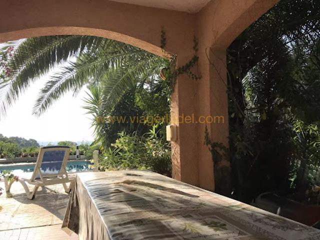 Vente Maison 5 pièces 102 m2 Saint Jeannet