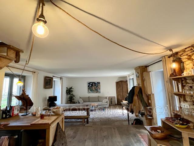 Vente Maison 5 pièces 140 m2 Saint Léon sur Vézère