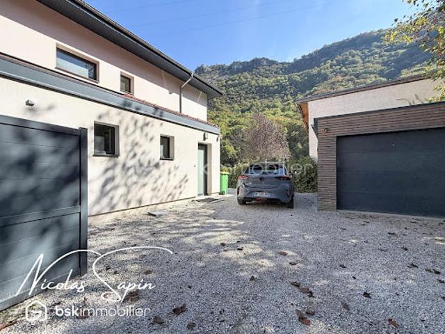 Vente Maison 5 pièces 140 m2 Saint Paul de Varces