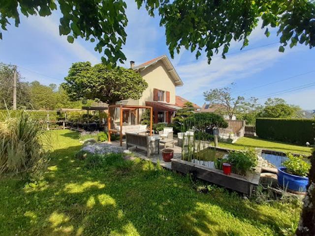 Vente Maison 5 pièces 140 m2 Saint Pierre d'Alvey