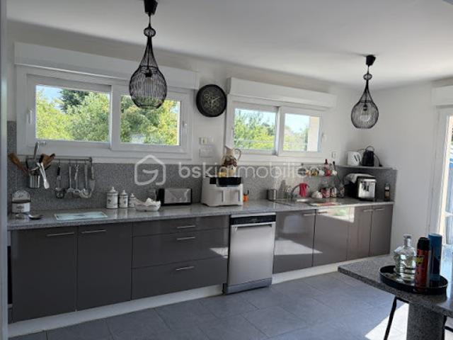 Vente Maison 5 pièces 140 m2 Saint Pierre lès Elbeuf