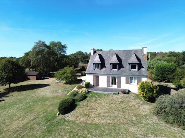 Vente Maison 5 pièces 140 m2 Trebeurden