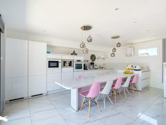 Vente Maison 5 pièces 159 m2 Vaulx en Velin